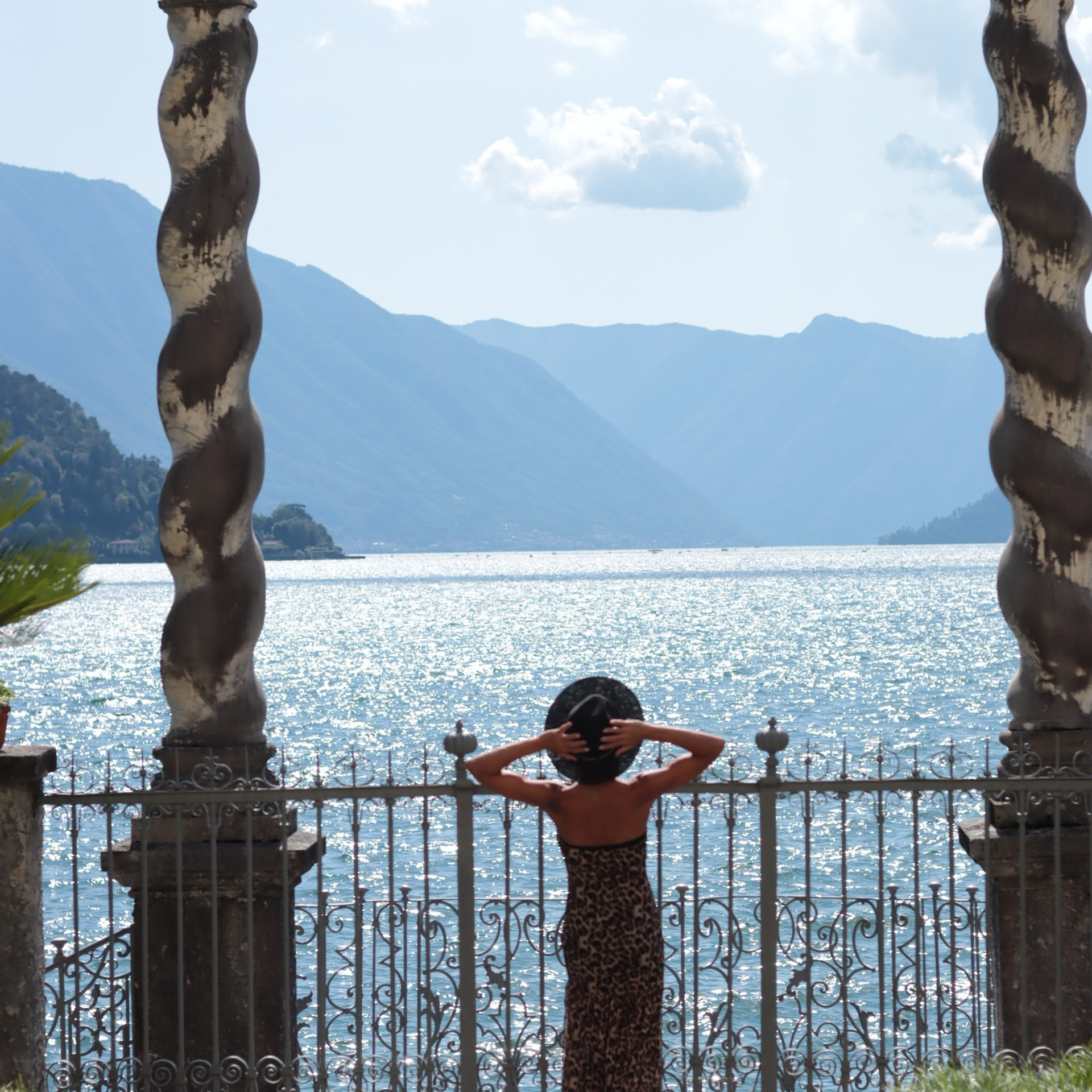 Locations Como. Wedding and elopement photographer Italy Tuscany Como Milan Pavia Marija Galaka