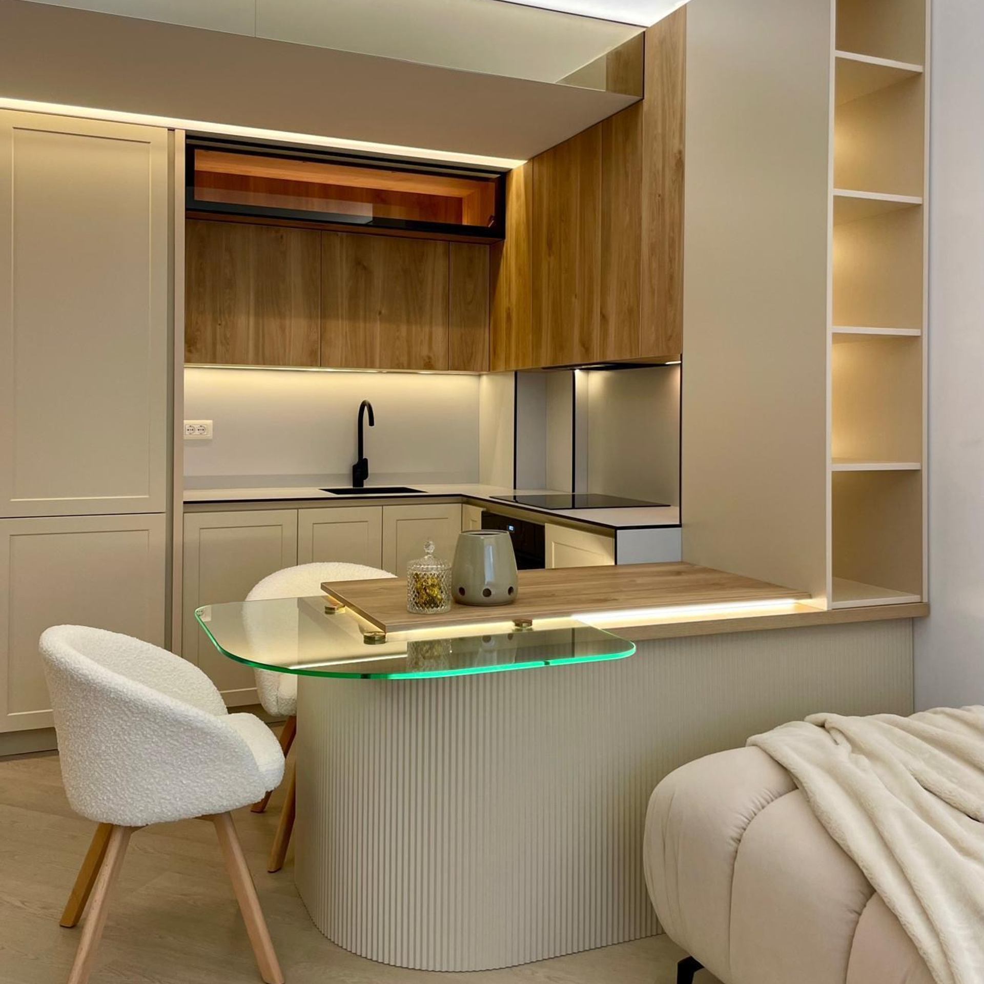 C.North – Apartament Modern | Elena Ionescu. IONESCU ELENA