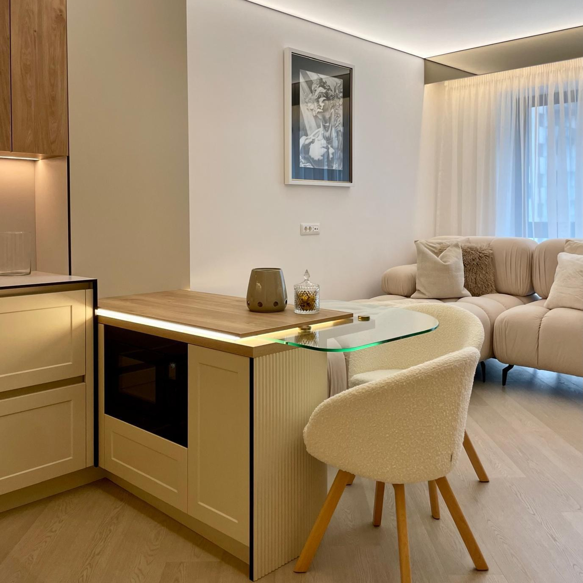 C.North – Apartament Modern | Elena Ionescu. IONESCU ELENA