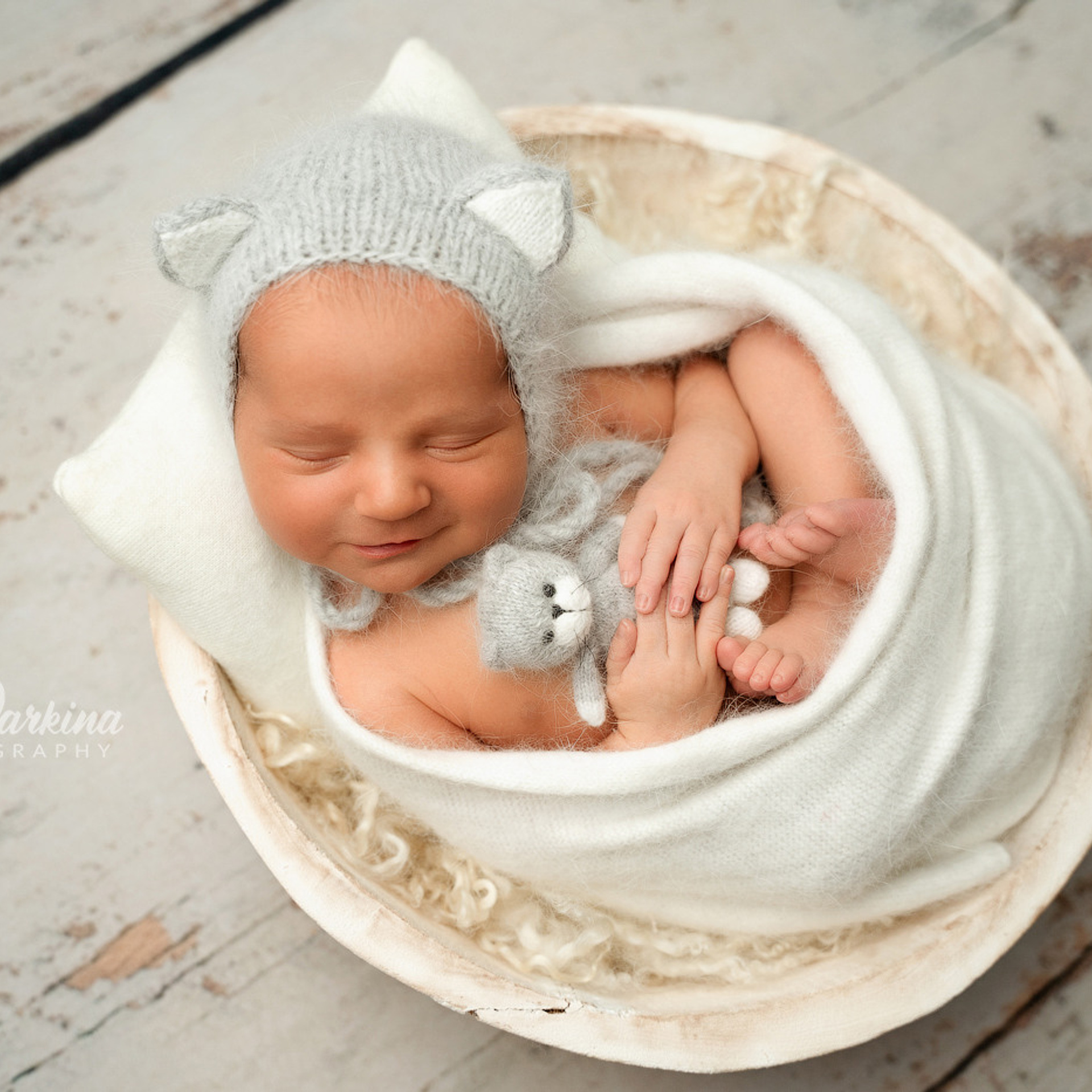 Christmas mini sessions 2020| Sydney. Newborn and family photographer. Hills District. Sydney