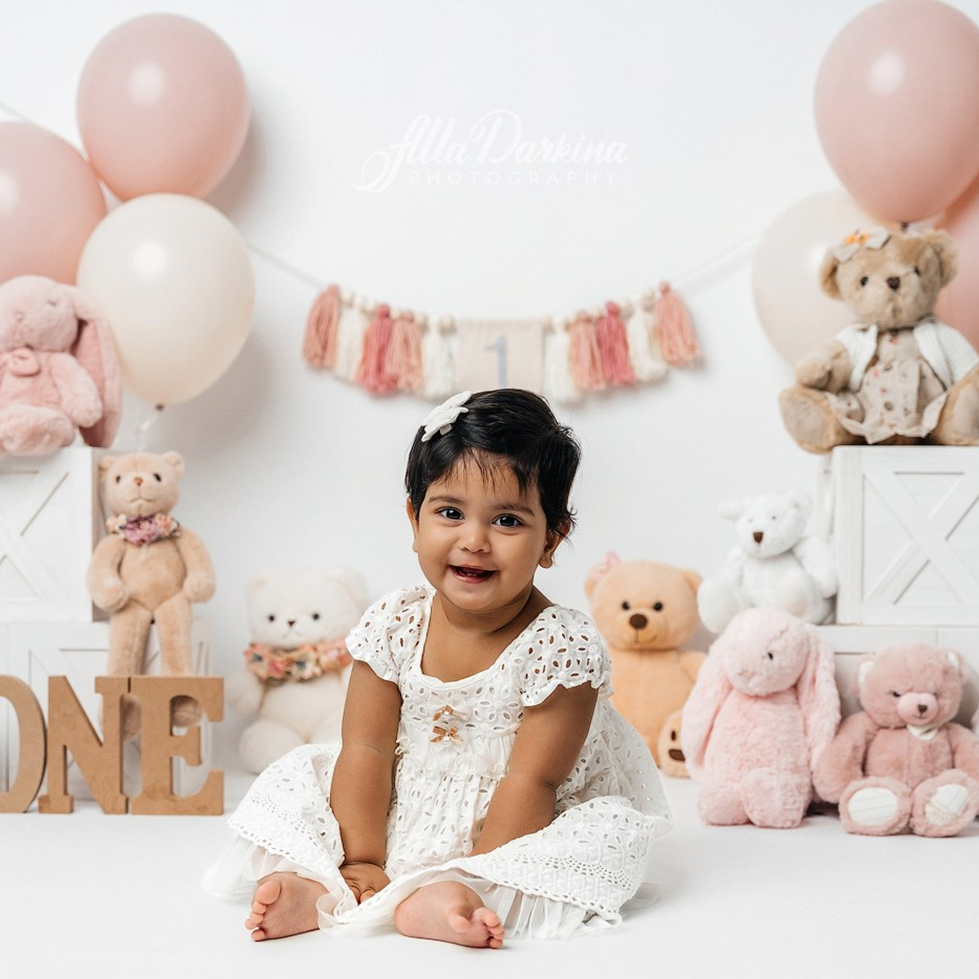 BLOG — FAMILY, MATERNITY, NEWBORN, BIRTHDAY PARTY AND CHRISTENING PHOT. Newborn and family photographer. Hills District. Sydney