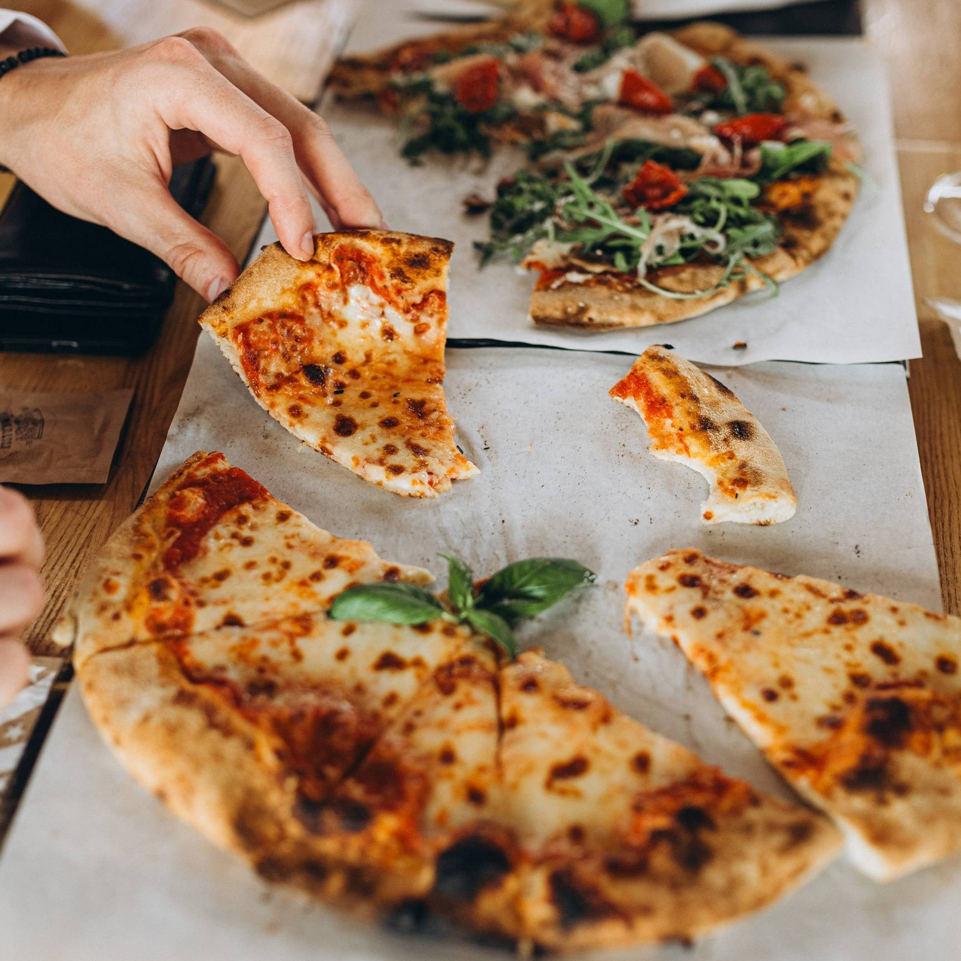 Fotosesijas vietas, ja kāzu dienā līst lietus?