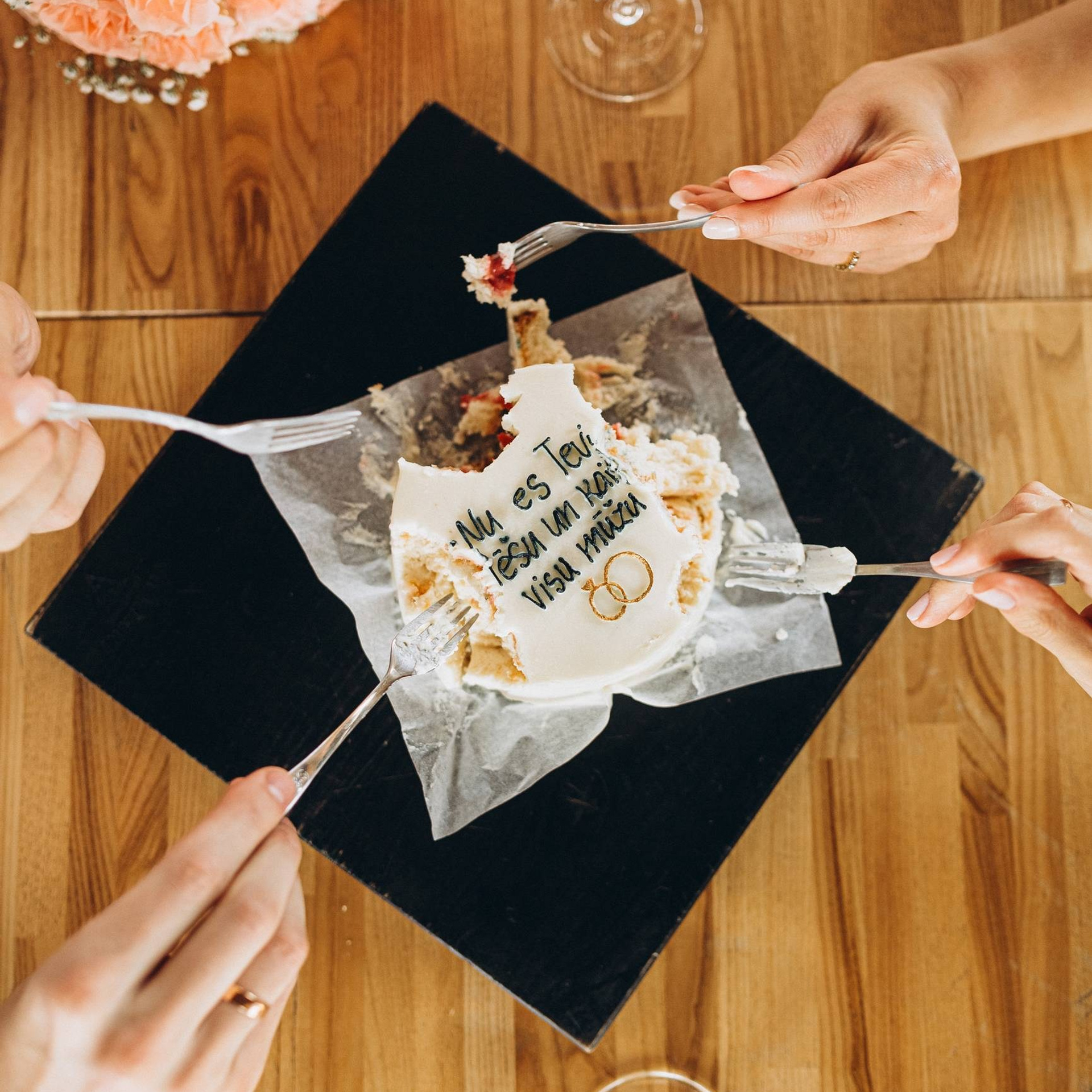 Fotosesijas vietas, ja kāzu dienā līst lietus?