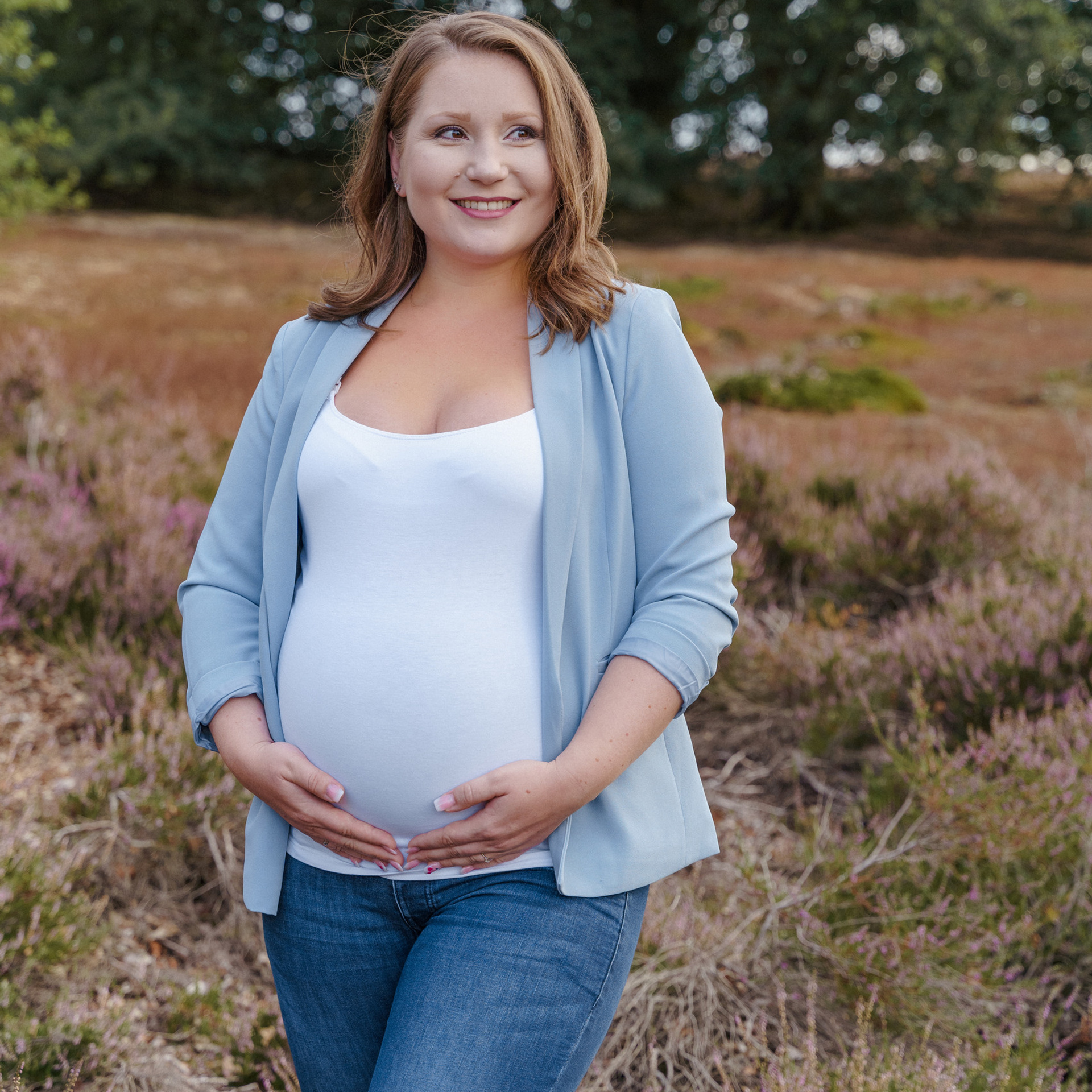 Babybauch. Hochzeitsfotograf für Moers, Niederrhein, Düsseldorf, NRW und Deutschland