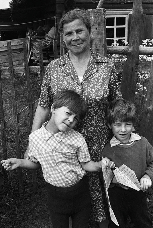 With grandchildren, Arkhangelsk region, Russian SFSR. July 1990