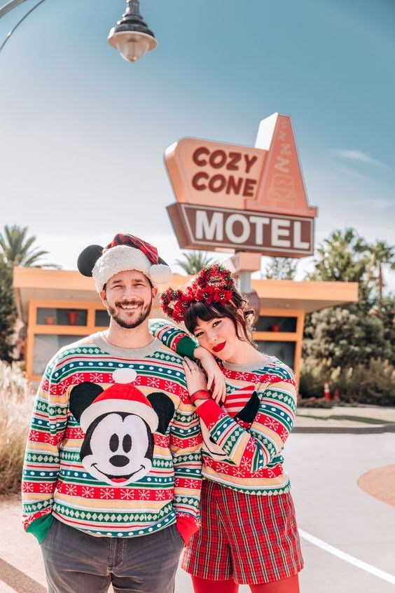 Best Photographer in Paris: Your Guide to Unforgettable Winter Photoshoots at Disneyland Paris. Photographe à Paris