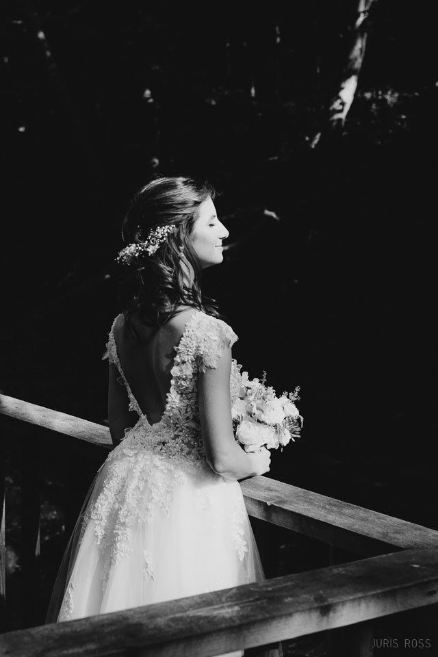 Kāzu ceremonija Ķempju baznīcā un svinības viesu namā Briedīši