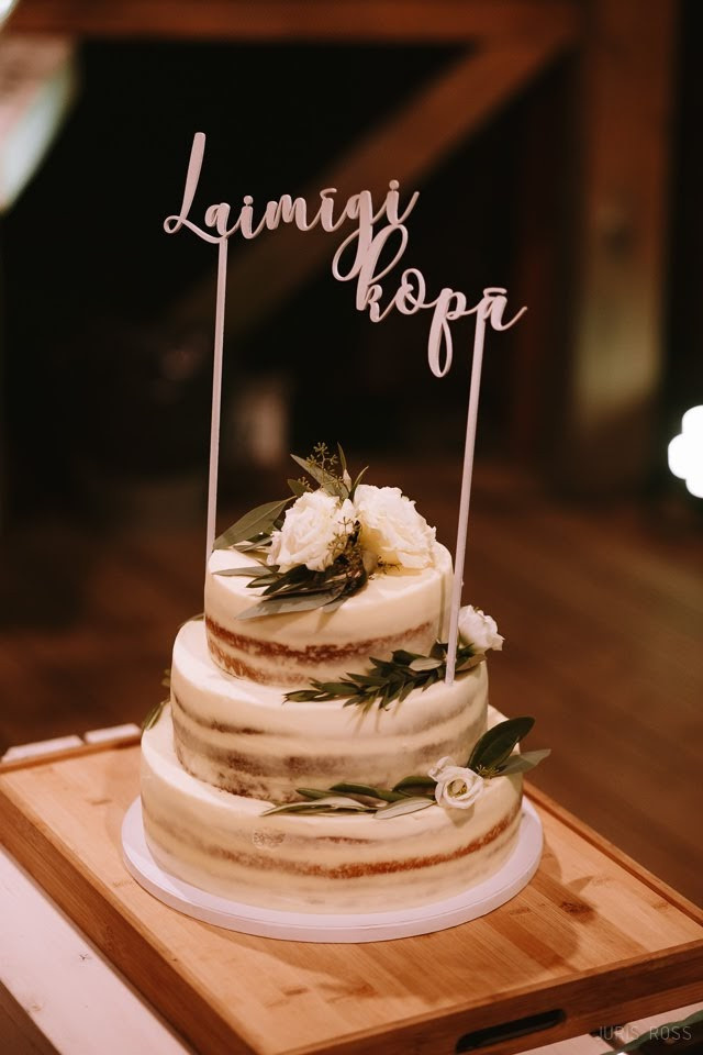 Kāzu ceremonija Ķempju baznīcā un svinības viesu namā Briedīši