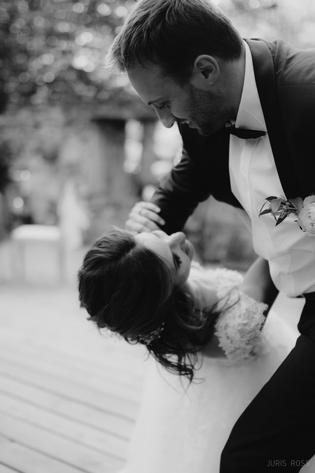 Kāzu ceremonija Ķempju baznīcā un svinības viesu namā Briedīši