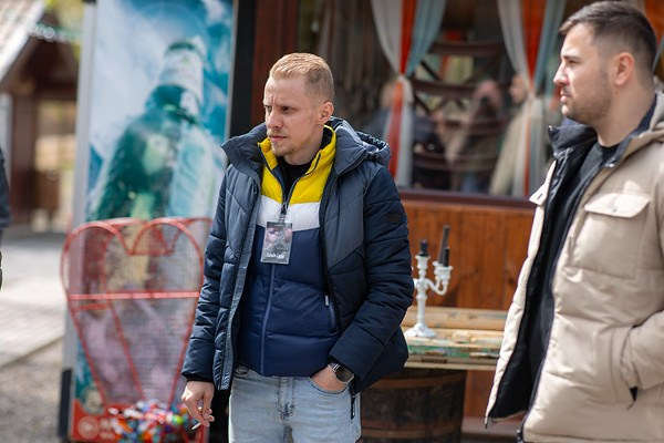 Despre Fotograf Cătălin Lazăr — Profesionist Evenimente. Cătălin Lazăr Photography — Fotografie de nuntă și evenimente premium în România și Europa