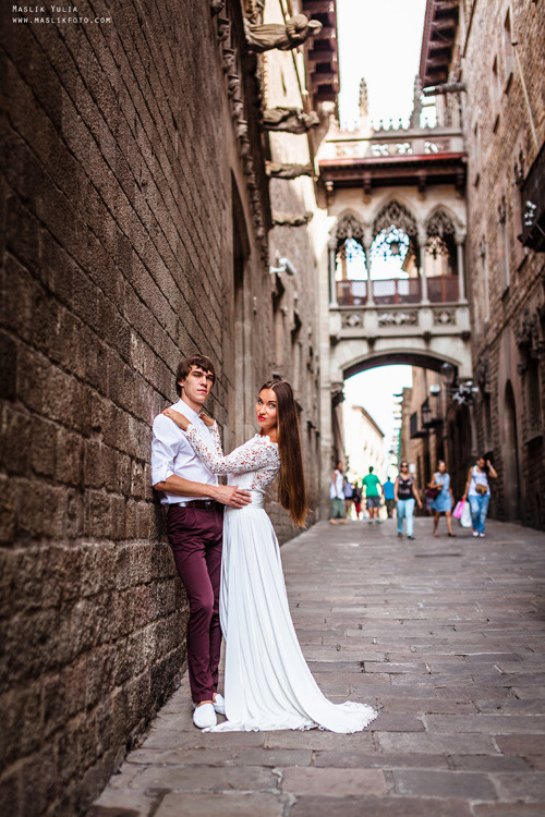 Stylowa sesja ślubna - Barcelona. Fotograf w Barcelonie Hiszpanii Maslik Yulia