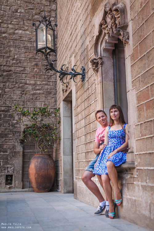 Barcelona morning walk. Photographer in Barcelona Spain Maslik Yulia