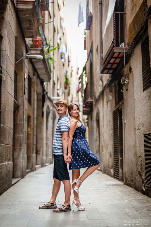 Luna de miel en barcelona. Fotógrafo en Barcelona  Maslik Yulia