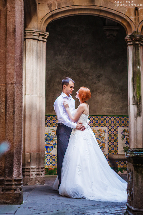 Soleada sesión de fotos en Barcelona. Fotógrafo en Barcelona  Maslik Yulia