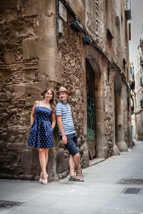 Luna de miel en barcelona. Fotógrafo en Barcelona  Maslik Yulia