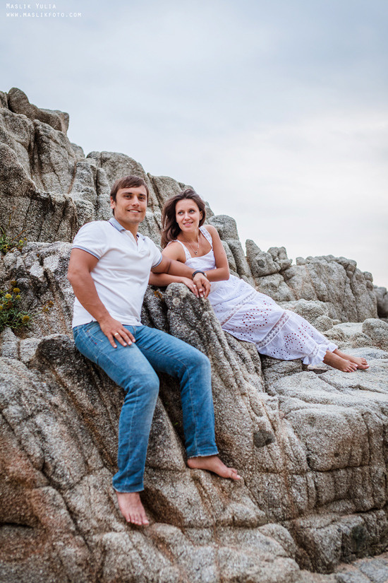 Sesión de fotos de mar en Tossa de Mar. Fotógrafo en Barcelona  Maslik Yulia