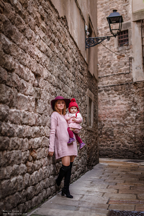 Zimowa sesja zdjęciowa w Barcelonie. Fotograf w Barcelonie Hiszpanii Maslik Yulia