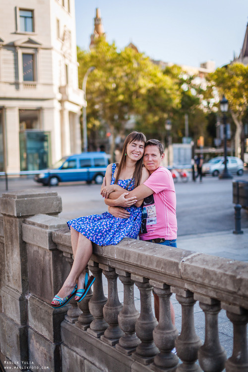Barcelona morning walk. Photographer in Barcelona Spain Maslik Yulia
