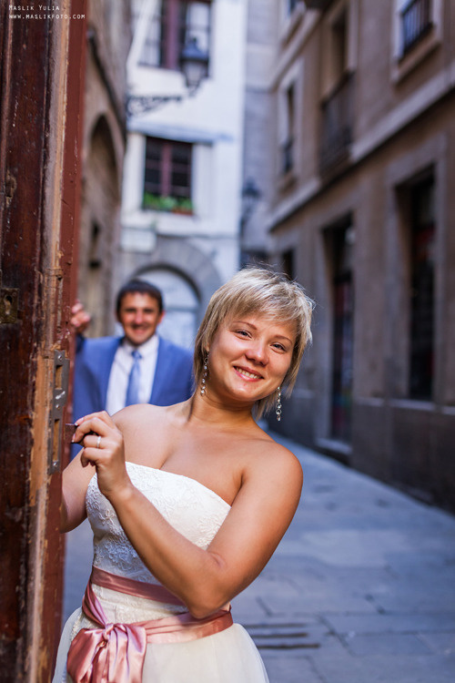 Unique photo shoot in Barcelona. Photographer in Barcelona Spain Maslik Yulia