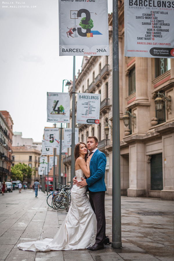 Sesión de fotos de boda en Barcelona en el Parque Laberinto. Fotógrafo en Barcelona  Maslik Yulia