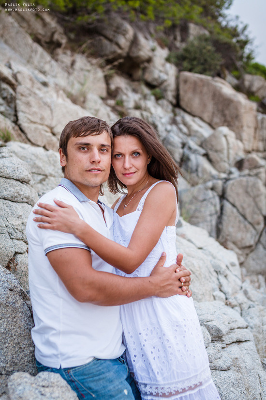 Sesión de fotos de mar en Tossa de Mar. Fotógrafo en Barcelona  Maslik Yulia