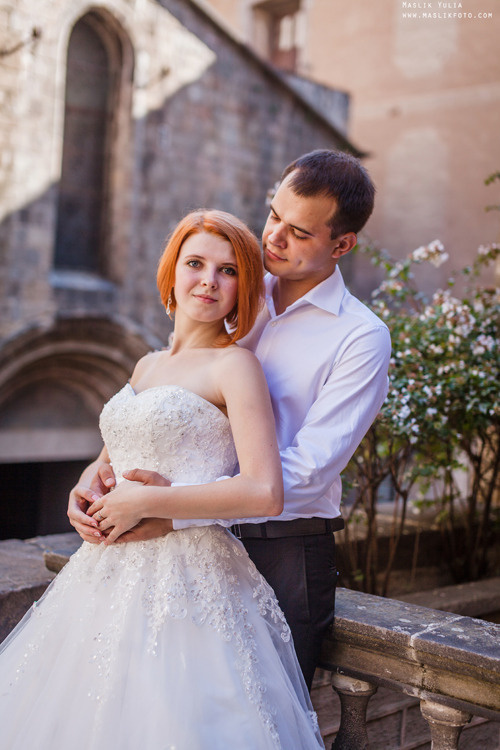 Soleada sesión de fotos en Barcelona. Fotógrafo en Barcelona  Maslik Yulia
