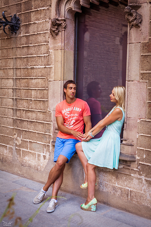 Perky sesión de fotos familiares en Barcelona. Fotógrafo en Barcelona  Maslik Yulia