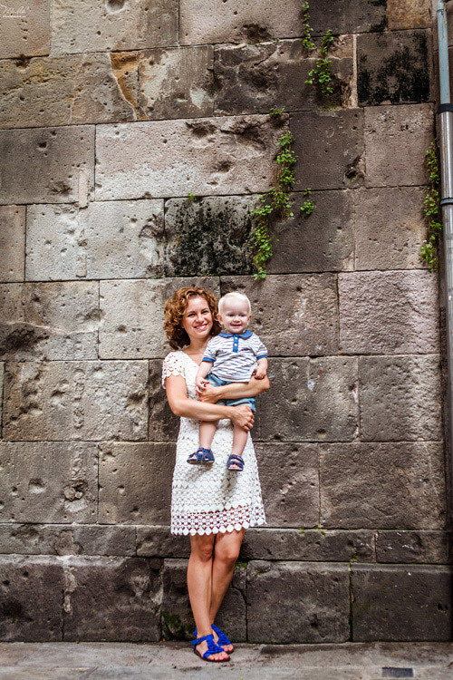 Sesión de fotos familiares en Barcelona. Fotógrafo en Barcelona  Maslik Yulia