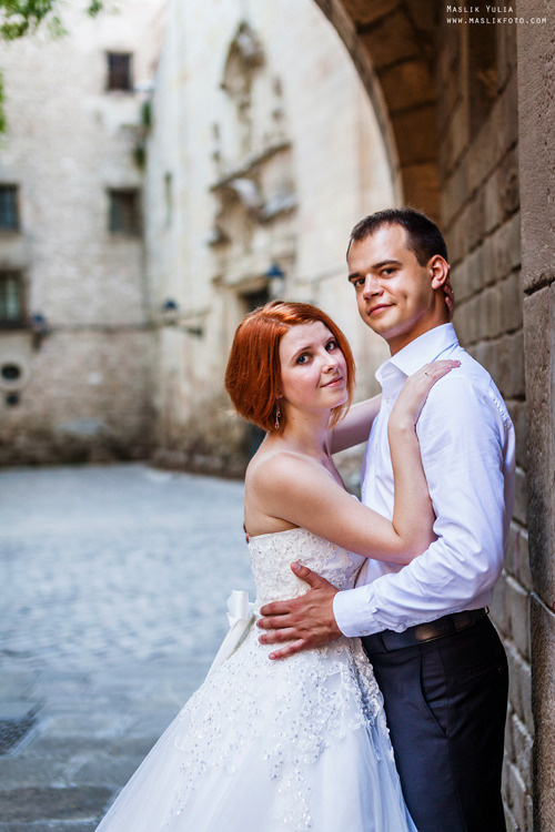 Soleada sesión de fotos en Barcelona. Fotógrafo en Barcelona  Maslik Yulia