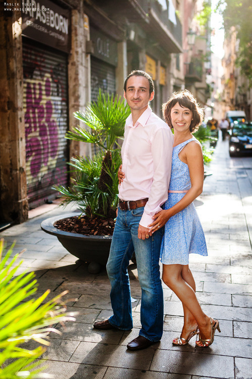 Sesión de fotos por la mañana en Barcelona. Fotógrafo en Barcelona  Maslik Yulia