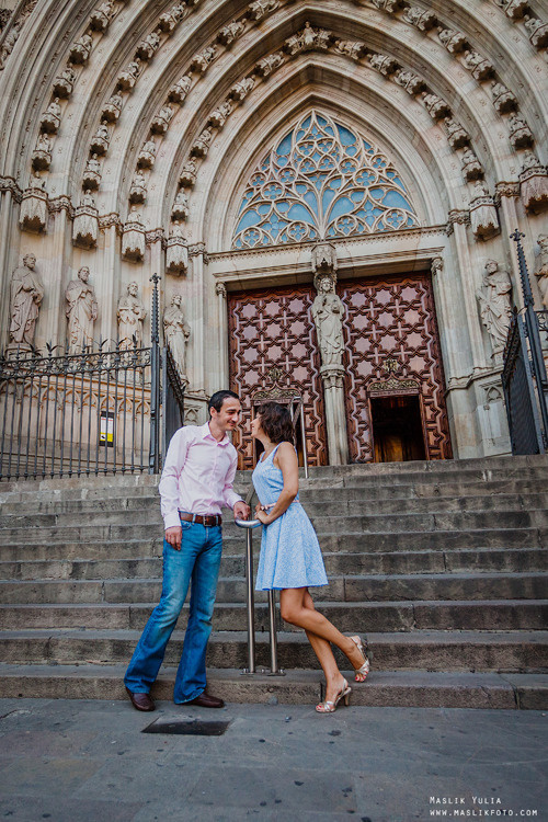 Sesión de fotos por la mañana en Barcelona. Fotógrafo en Barcelona  Maslik Yulia