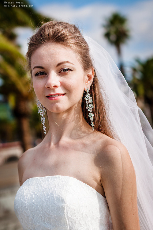 Sesión de fotos de boda en el puerto de Barcelona. Fotógrafo en Barcelona  Maslik Yulia