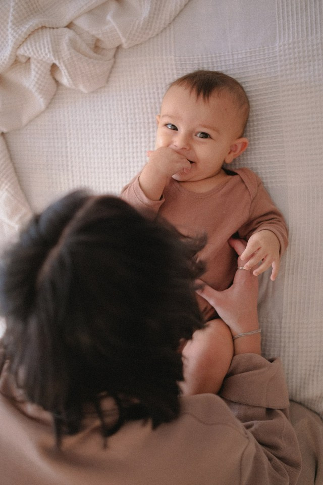 Precios. Fotógrafa infantil y de lactancia materna y maternidad en Barcelona