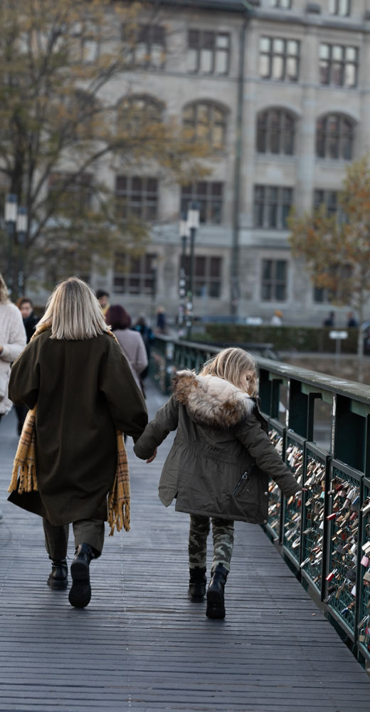 FotoStory „Mutter & Tochter“. FotoStory by Lana Gfeller / Kanton Zürich