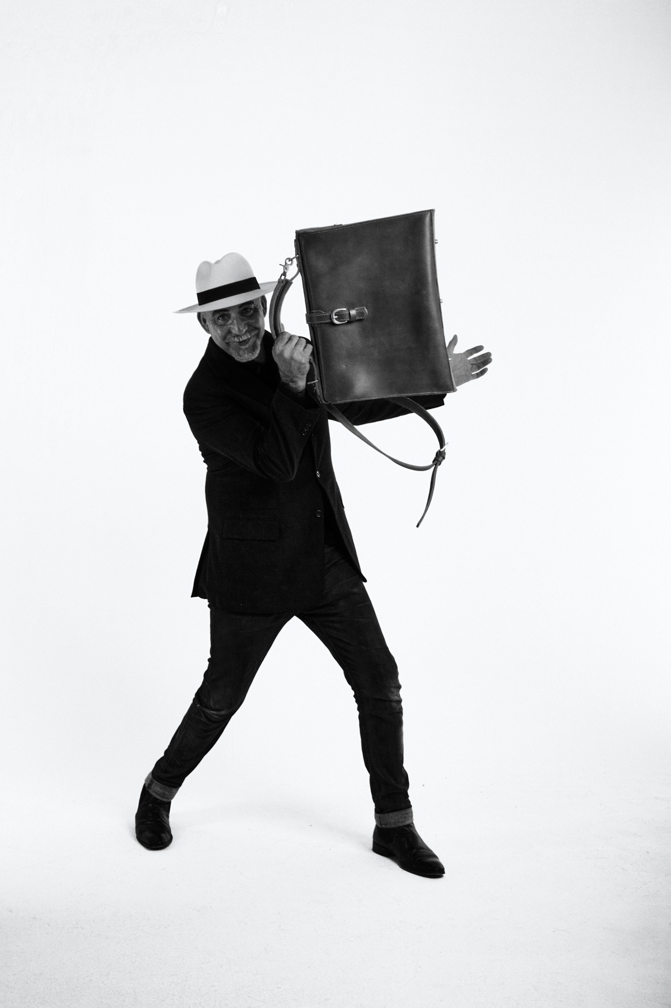 Offer. Petr Nabutov. Portrait photography, Cambodia