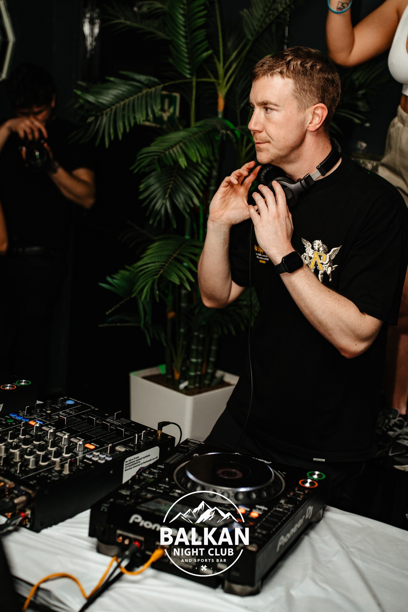 BALKAN NIGHT CLUB SALISBURY. TANTAN IONUT FOTO & FILM