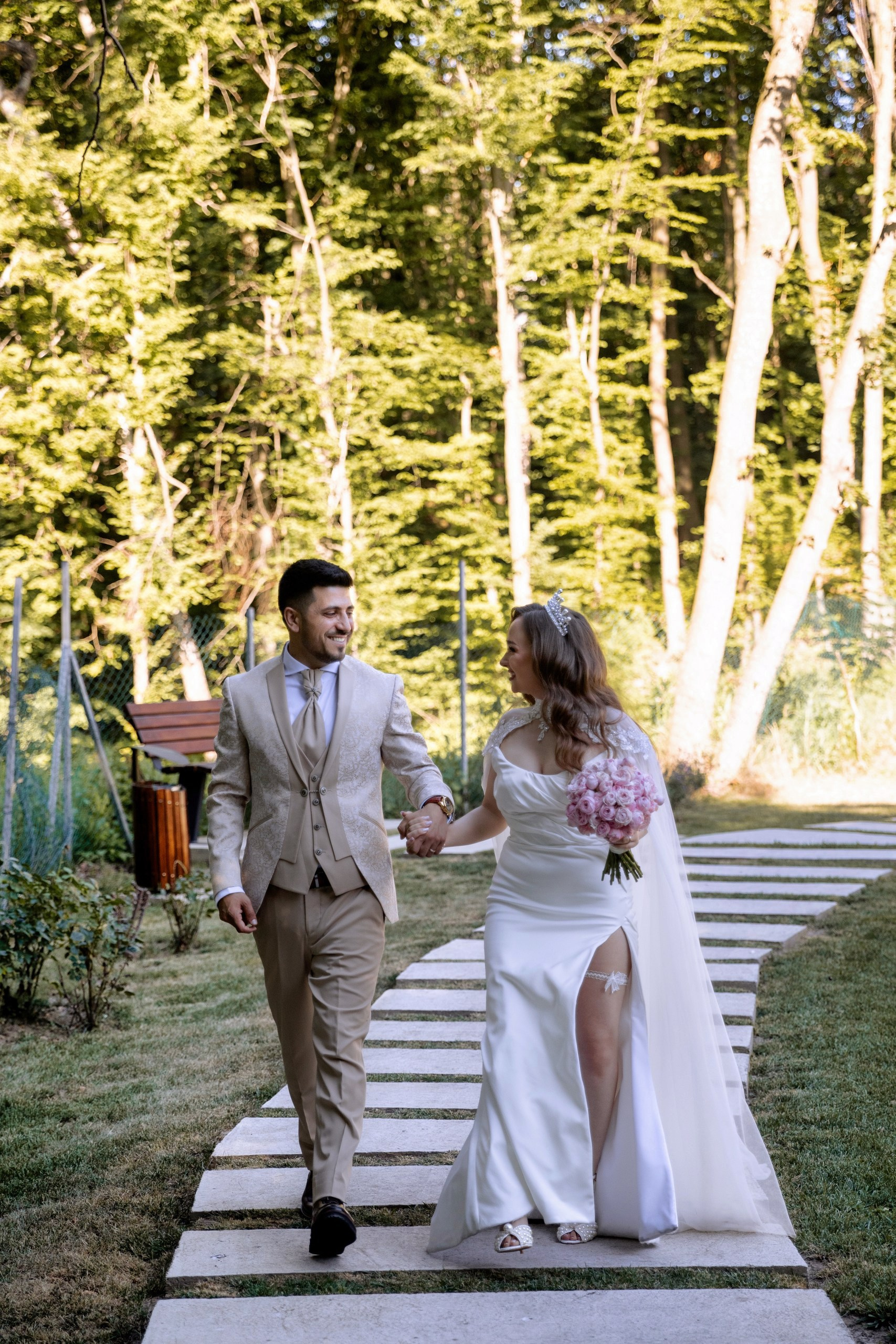 botez Luca Nectarie 22 februarie 2026 fotograf profesionist • fotograf botez Botoșani Luca Nectarie biserică • părinți Răzvan și Ramona botez copil emoții familie • nași Marin și Rodica botez copil fotografie profesională • detalii botez lumânare cristelniță biserică România • copil Luca Nectarie în brațe la botez moment emoționant • familie fericită la botez copil fotograf Alin Chirilă • fotografie botez naturală lumină caldă biserică • portret copil botez Luca Nectarie fotograf profesionist • momente autentice botez România familie și nași • slujbă botez copil imagini emoționante biserică • fotograf botez Iași și Botoșani Alin Chirilă - nunta--fotograf-profesionist-botosani - fotografie-nunta-romantica - imagini-nunta-in-natura-alin-chirila-fotograf - fotografii-cuplu-indragostit-nunta-botosani - sedinta-foto-miri-andrei-iustina-alinofotostudio - amintiri-din-nunta-realizate-de-fotograf-profesionist - povestea-nuntii-andrei-si-iustina-in-imagini-alinofotostudio-fotograf evenimente- evenimente Botoșani -fotograf Suceava - fotograf Iași- servicii foto. servicii foto Botoșani. servicii foto video Botoșani. otograf-nunta-botosani-fotograf nunta. fotograf evenimente. fotograf nunta Botoșani. Alin chirila. Alin chirila fotograf. Alinofotostudio.- servicii foto. servicii foto Botoșani. servicii foto video Botoșani. fotograf nunta. fotograf evenimente. fotograf nunta Botoșani. Alin chirila. Alin chirila fotograf. Alinofotostudio.fotograf stare civilă,poze stare civilă,album foto stare civilă,servicii foto suceava,fotograf evenimente suceava,fotograf nuntă suceava,poze cununie civilă,ședință foto stare civilă,sesiune foto suceava,fotograf profesionist suceava,fotograf botosani,stare civila botosani,alinofotostudio,alin chirila fotograf.servicii foto. servicii foto Botoșani. servicii foto video Botoșani. fotograf nunta. fotograf evenimente. fotograf nunta Botoșani. Alin chirila. Alin chirila fotograf. Alinofotostudio.fotograf stare civilă,poze stare civilă,album foto stare civilă,servicii foto suceava,fotograf evenimente suceava,fotograf nuntă suceava,poze cununie civilă,ședință foto stare civilă,sesiune foto suceava,fotograf profesionist suceava,fotograf botosani,stare civila povestitor prin fotografiebotosani,alinofotostudio,alin chirila fotograf,servicii foto. servicii foto Botoșani. servicii foto video Botoșani. fotograf nunta. fotograf evenimente. fotograf nunta Botoșani. Alin chirila. Alin chirila fotograf. Alinofotostudio.fotograf stare civilă,poze stare civilă,album foto stare civilă,servicii foto suceava,fotograf evenimente suceava,fotograf nuntă suceava,poze cununie civilă,ședință foto stare civilă,sesiune foto suceava,fotograf profesionist suceava,fotograf botosani,stare civila botosani,alinofotostudio,alin chirila fotograf,cununie religioasă botoșani,andreea și neculai,capela militară botoșani,foto conacul zăicești,fotograf nuntă botoșani,fotograf cununie religioasă,foto evenimente botoșani,poze cununie capela militară,ședință foto zăicești,fotograf profesionist botoșaniMire și mireasă – Sergiu & Liliana – ziua nunții, 2024 - Emoții în ziua nunții – Sergiu și Liliana - Dansul mirilor – fotografie artistică nuntă 2024 - Sedinta foto romantică în natură – Sergiu & Liliana - Rochia de mireasă și detalii de nuntă elegan-Album de cununie civilă Florin și Anda – Fotografii profesionale realizate de Alin Chirilă în Botoșani -fotograf prin fotografie-Ședință foto Trash the Dress pe muntele Rarău cu Iulian și Iuliana – fotografie de cuplu, natură montană, emoție autentică surprinsă de Alin Chirilă, povestitor prin fotografie.- "Iulian și Iuliana pe crestele Rarăului – fotografie Trash the Dress în natură" - "Cuplu îmbrățișat la apus pe muntele Rarău – ședință foto după nuntă" - "Rochie de mireasă în vânt pe munte – Trash the Dress Rarău-1. Iulian și Iuliana pe muntele Rarău – ședință foto Trash the Dress în natură, cu peisaj montan spectaculos 2. Cuplu în îmbrățișare pe Rarău – emoție autentică surprinsă după nuntă 3. Rochie de mireasă în bătaia vântului – fotografie artistică Trash the Dress în munți 4. Mire și mireasă privind spre orizont – dragoste și libertate pe muntele Rarău 5. Iuliana zâmbind în rochia de mireasă – portret în natură, Trash the Dress 6. Iulian ținându-și mireasa de mână – ședință foto romantică pe munte 7. Detaliu cu rochia pe stâncă – estetică naturală Trash the Dress Rarău 8. Cuplu în mers pe poteca Rarăului – fotografie simbolică de după nuntă 9. Apus de soare pe Rarău în spatele mirilor – imagine de poveste Trash the Dress 10. Iulian și Iuliana râzând împreună – momente autentice surprinse de Alin Chirilă, povestitor prin fotografie-fotograf-nunta-cerbu-botosan trash-the-dress-botosani Alin Chirilă Fotograf – fotograf de nuntă Botoșani-fotograf nuntă Botoșani-fotograf nuntă Cerbu Botoșani-fotograf profesionist nuntă Botoșani-fotografie de nuntă Botoșani-fotograf evenimente Botoșani-fotograf nuntă Moldova-fotograf trash the dress Botoșani - fotograf pregătirea mirilor Botoșani -fotograf ceremonie religioasă nuntă-fotograf petrecere nuntă Botoșani- fotograf nuntă Botoșani pregătirea mirelui- pregătirea mirelui fotografie nuntă Cerbu Botoșani-fotograf nuntă Botoșani pregătirea miresei -mireasă pregătiri nuntă Cerbu Botoșani-fotograf nuntă Botoșani nașii mirilor-ceremonie religioasă nuntă Cerbu Botoșani-fotograf nuntă Botoșani ceremonie religioasă biserică-petrecere nuntă Cerbu Botoșani invitați dans-fotograf nuntă Botoșani petrecere restaurant-ședință foto trash the dress-fotograf trash the dress Botoșani ședință foto după nuntă-Fotograf nuntă Botoșani – galerie foto reală de la evenimente stare civilă Sebi și Claudia Copălău • cununie civilă Primăria Copălău Botoșani • miri emoționați la starea civilă • semnarea actelor cununie civilă • fotografii naturale stare civilă Botoșani • familie și prieteni la cununie civilă • cadre emoționale cununie civilă • fotograf profesionist Botoșani eveniment stare civilă Sebi și Claudia la Primăria Copălău Botoșani fotograf evenimente • fotograf cununie civilă Copălău Botoșani cadre naturale și emoționale • fotograf profesionist Botoșani stare civilă Sebi și Claudia • momente autentice cununie civilă Copălău fotograf Alin Chirilă • fotografii emoționale stare civilă în județul Botoșani• fotograf nunta Oana si Ionut juraminte emotii reale • mireasa Oana juraminte nunta fotografie profesionala • mire Ionut citind juraminte nunta eleganta • juraminte nunta emotionante Oana si Ionut fotograf • fotograf nunta Botosani momente autentice juraminte • mireasa cu emotii in timpul juramintelor nunta • mire elegant costum bej juraminte nunta • fotografii nunta premium cuplu indragostit Romania • momente reale nunta juraminte fotografie artistica • sedinta foto nunta juraminte in aer liber • fotograf profesionist nunta cadre emotionante • cuplu miri juraminte iubire si credinta • detalii nunta eleganta decor floral alb verde • fotografie nunta stil fine art juraminte • poveste de dragoste surprinsa in ziua nuntii