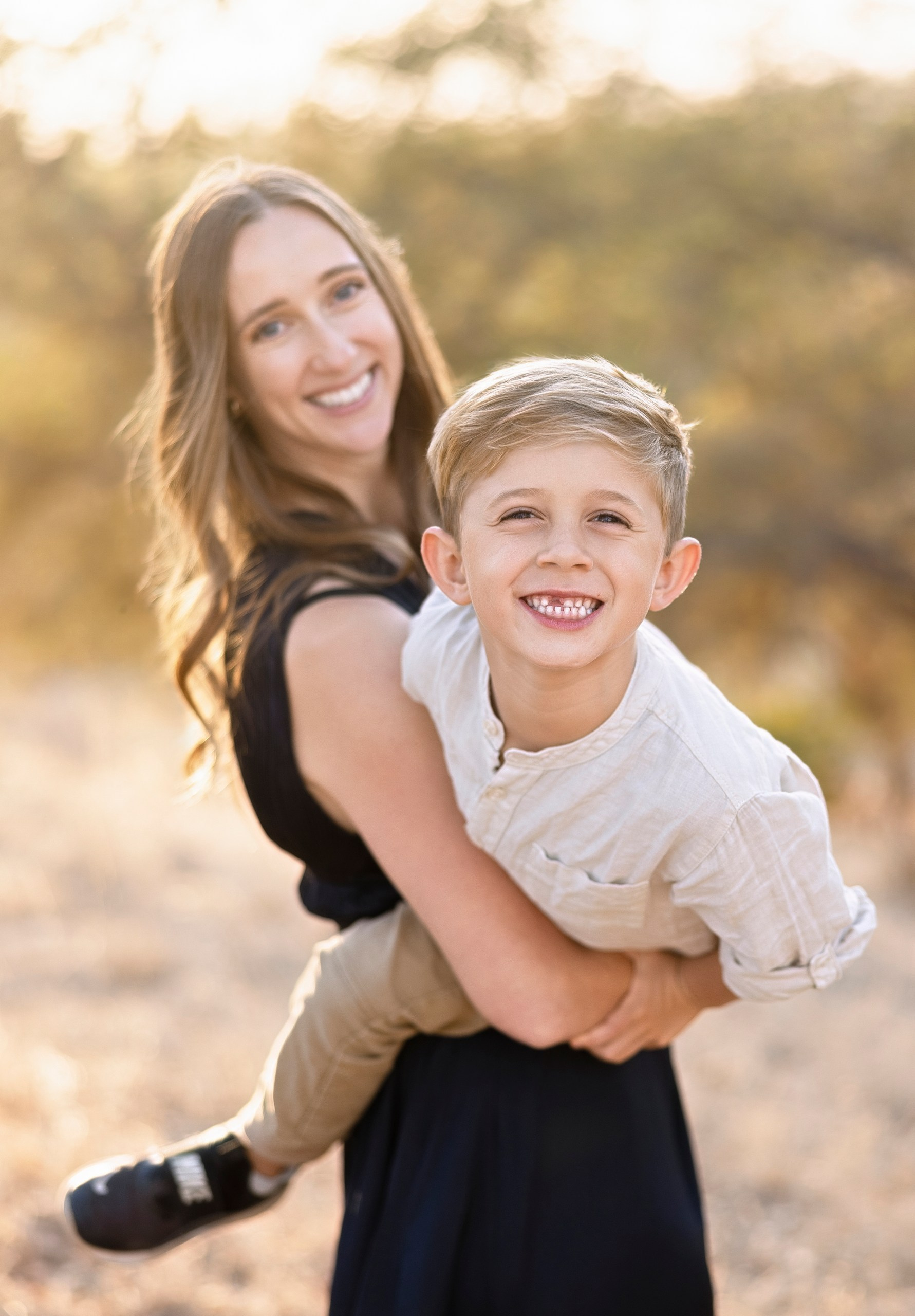 An Evening in Gold (Classic Family Session). Levantera Photo San Francisco Bay Area Photographer Natalia