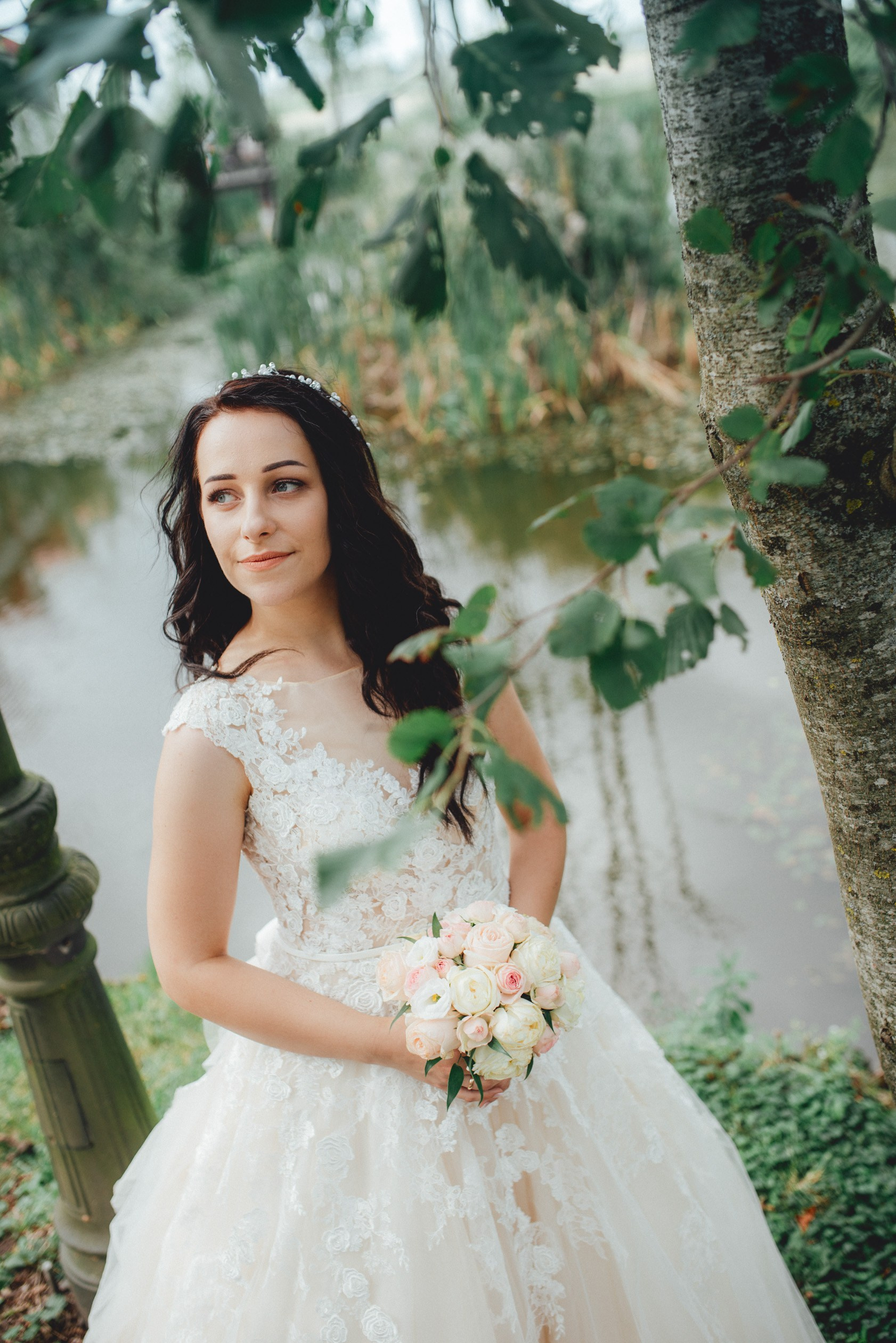 Vestuvių fotosesija, ceremonija, Vestuvių pasiruošimo fotografavimas. Vestuvių fotografas Vilnius Trakai kaina vestuvių fotografavimas fotografė personal.lt photogrpahy kainos jaunoji jaunikis nuotaka santuoka vestuvės, profesionali natūrali meninė reportažinė klasikinė fotosesija, vestuvių fotosesija gamtoje dvare