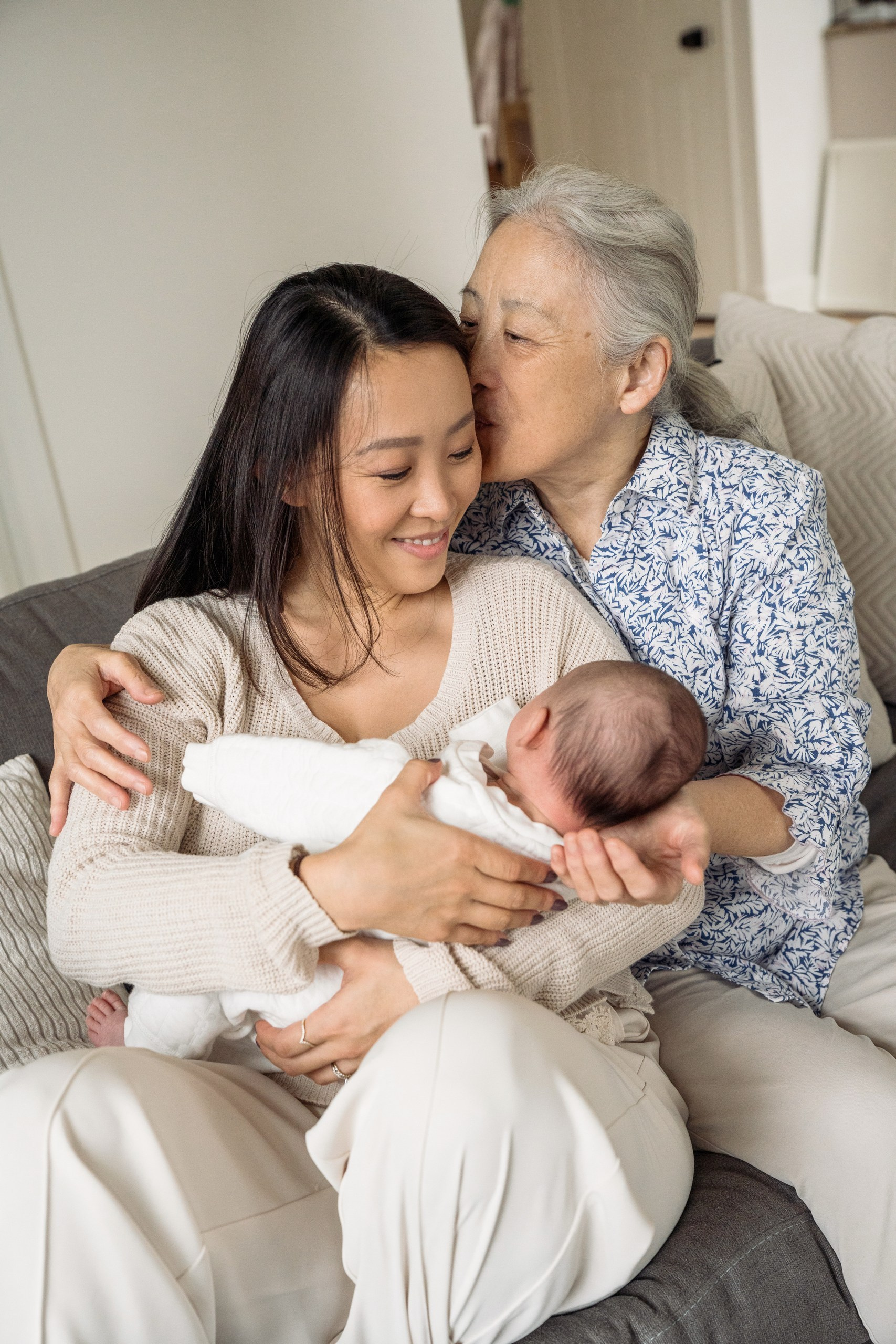 Kristine, Brian, Sloane. Alisa Tant — Family and newborn photographer Bucks County, Montgomery county, Philadelphia, NJ