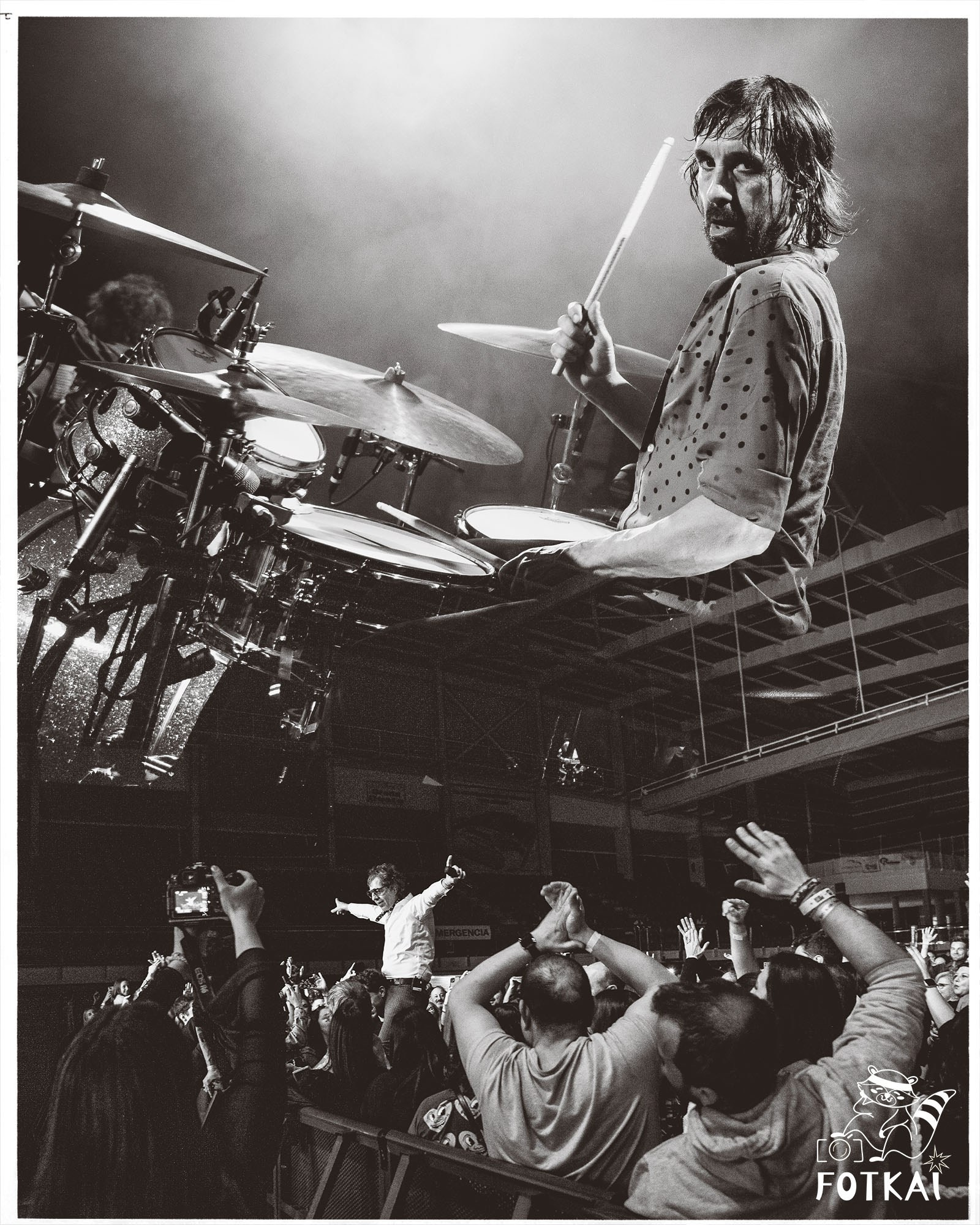 Sidonie y La La Love You en Torrevieja: una noche de contrastes que encendió el Palacio de los Deportes | FOTKAI