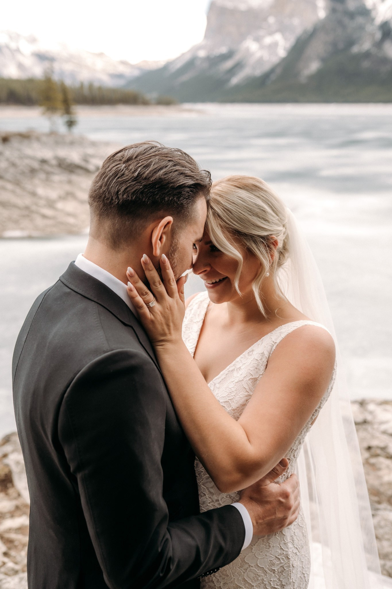 Wedding and family photographer in Calgary Kate Beliaeva