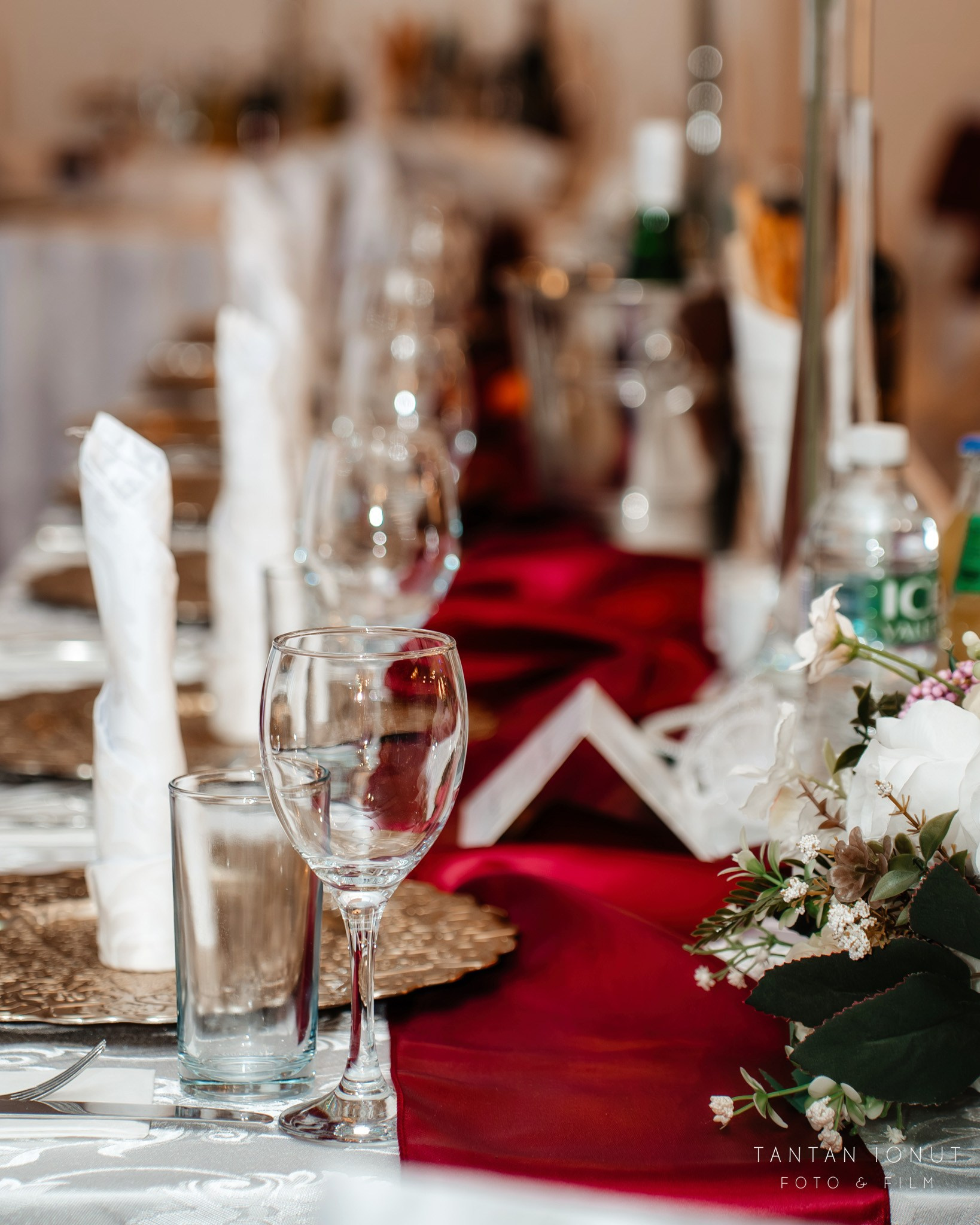 Mihaela & Razvan. TANTAN IONUT FOTO & FILM