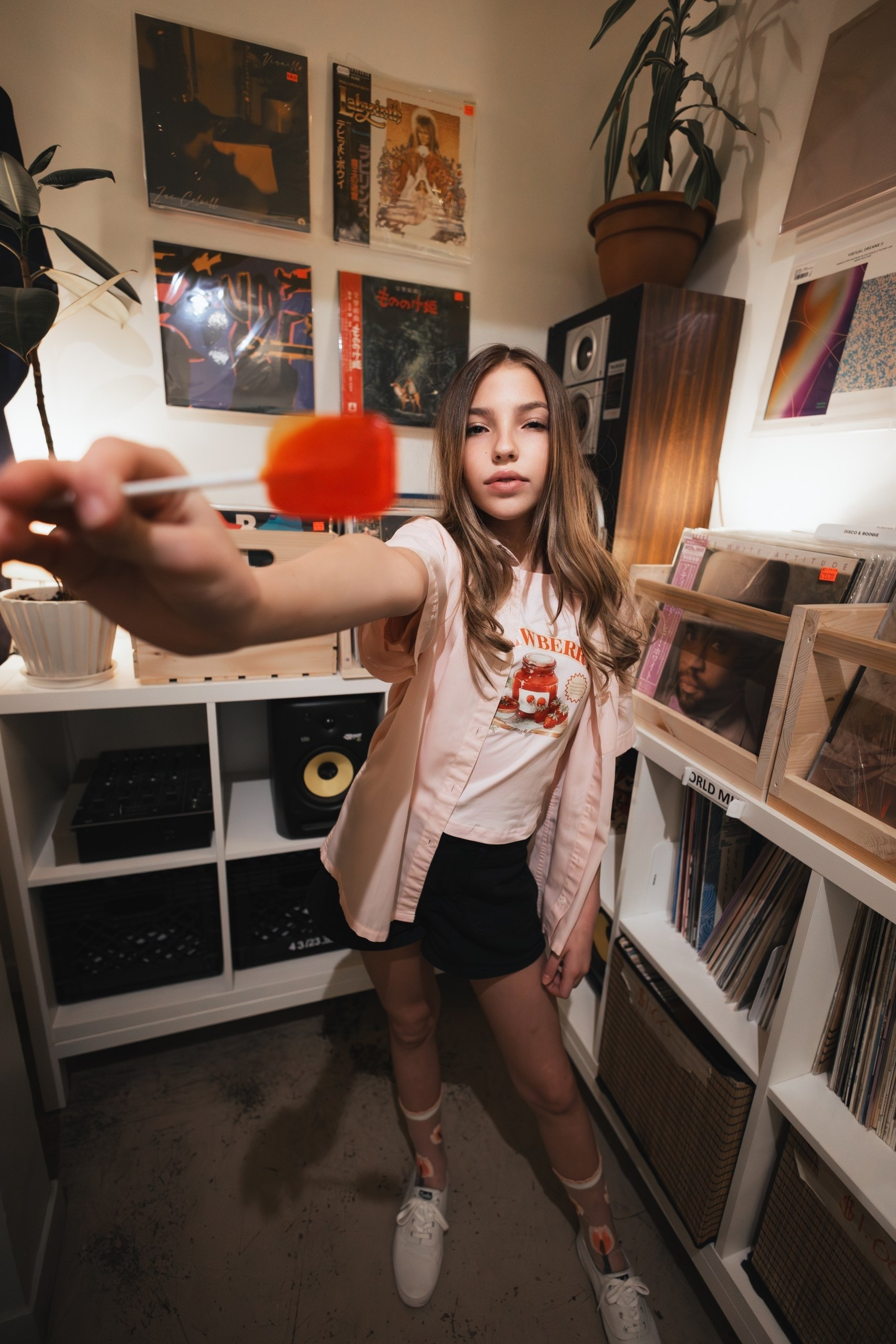 Qura Creative: Creative Branding, Visual Identity & Storytelling Services for Businesses and Projects. Qura Creative — A Multidisciplinary Creative House for Styling, Fashion Direction, Photography & Visual Storytelling