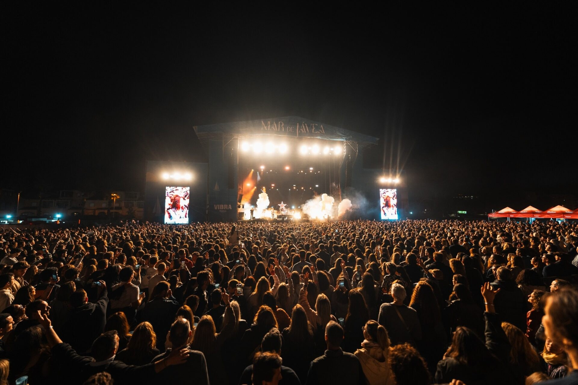 Mar de Jávea Festival 2026 — весенний музыкальный open air на побережье Коста-Бланки | FOTKAI