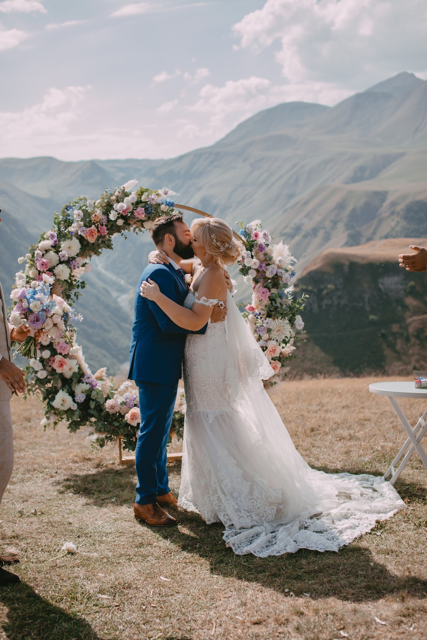 Wedding in Mountains of Georgia. Art Event Studio — Wedding in Georgia with professionals