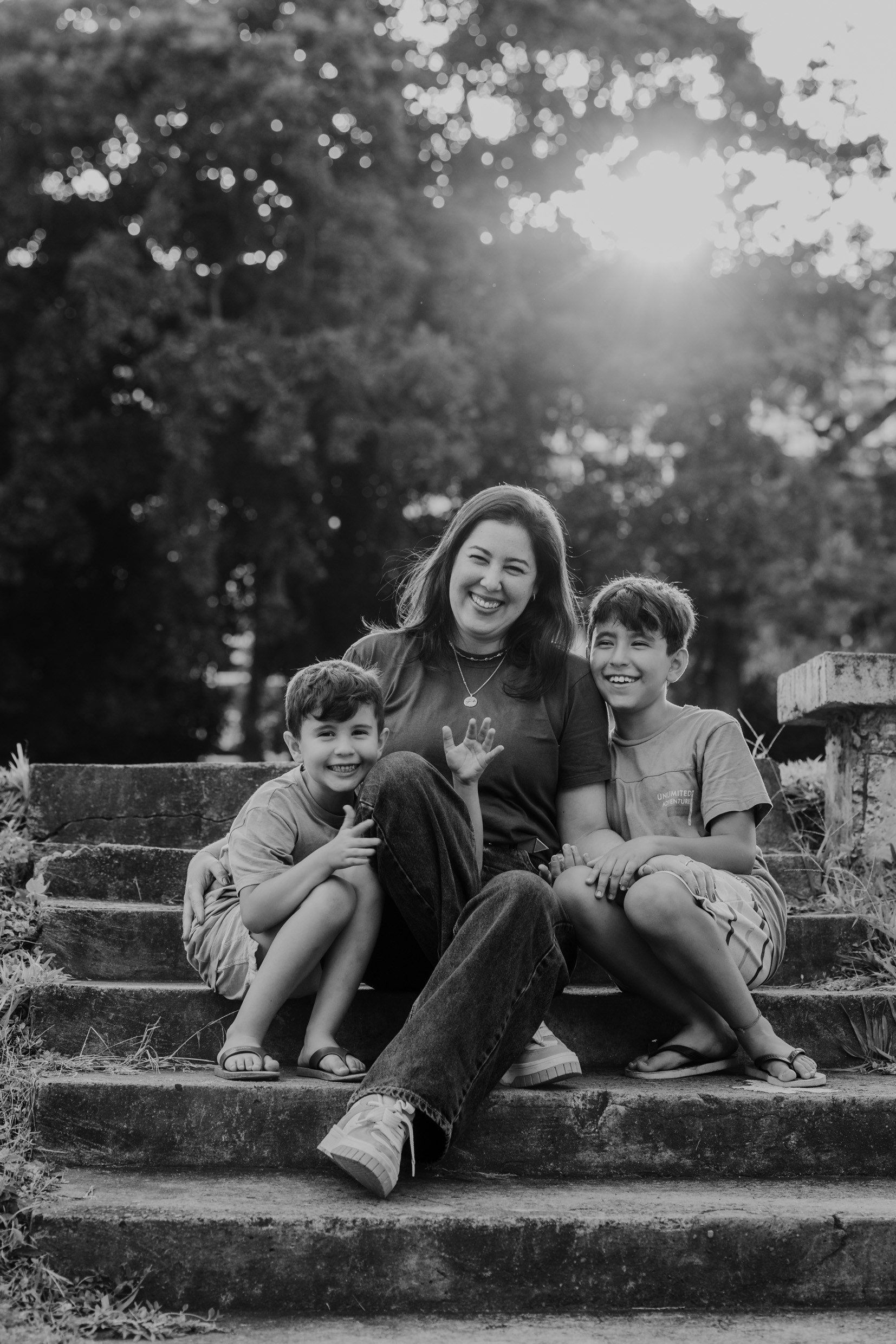 Ensaio mãe e filhos em Brasília • Asa Norte | Fotografia de Família. Fotógrafa em Brasília e Recife | Ensaios de família, gestante e festas infantis — Ize Fotografia