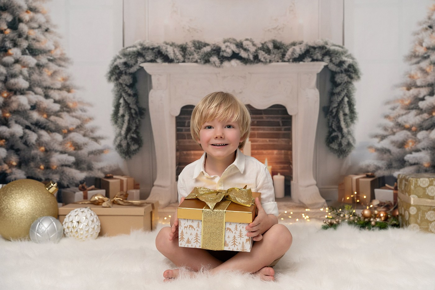 Christmas mini sessions 2025| Sydney. Newborn and family photographer. Hills District. Sydney