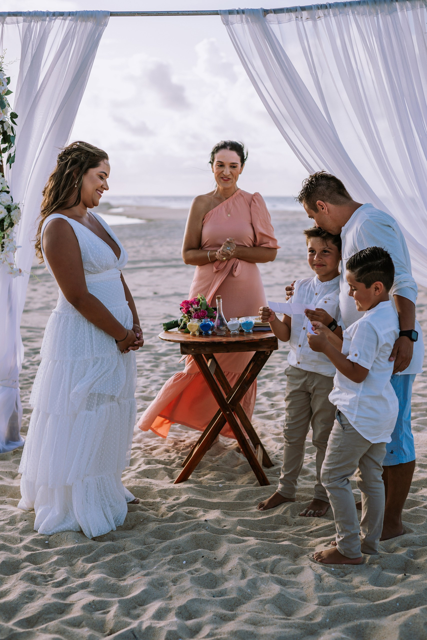Renovação de votos Camila e Bruno. R&S Fotografia e Filme fotografamos e filmamos casamentos, ensaios diversos, eventos em geral e hotelaria