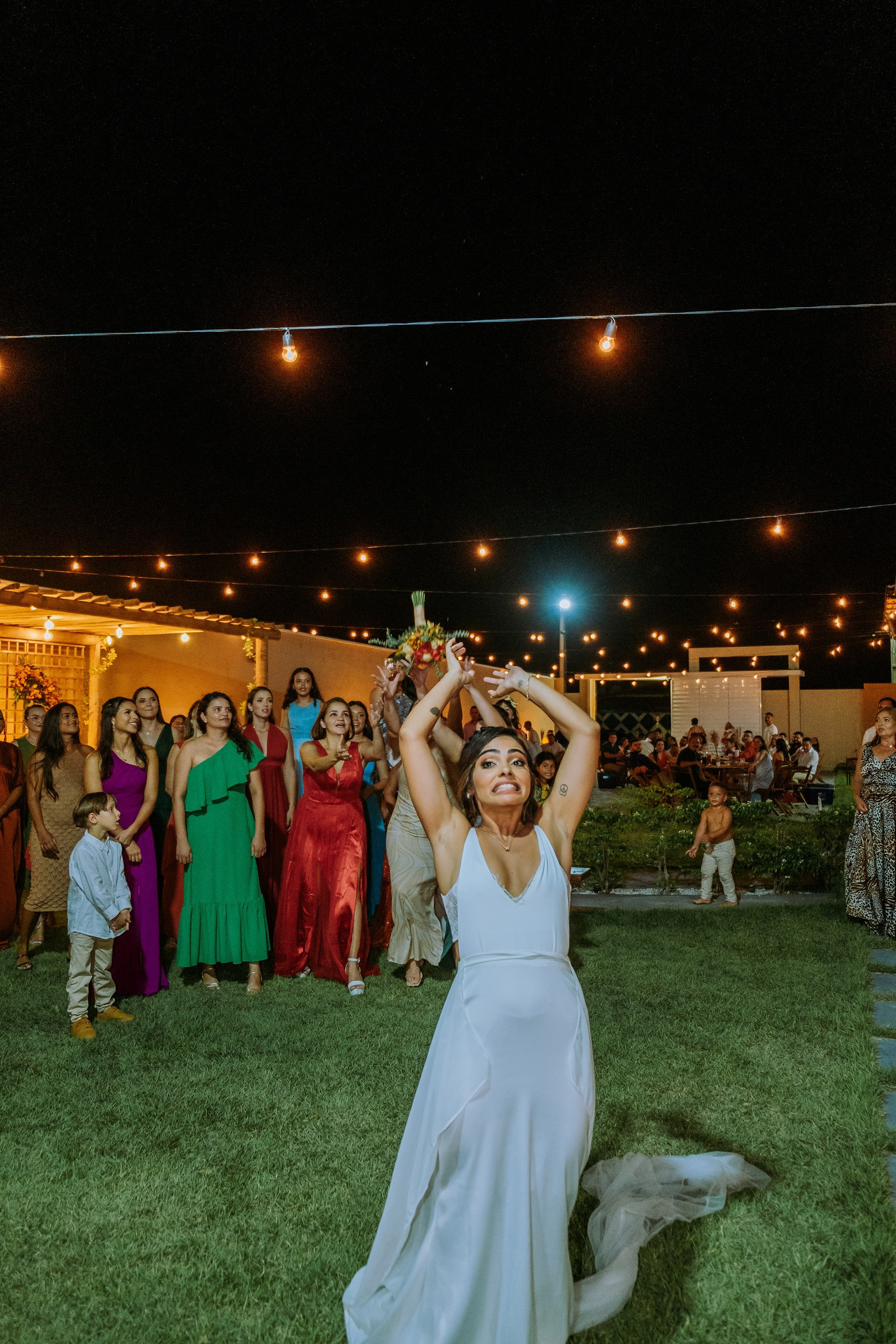 Casamento Thainá e Felipe. R&S Fotografia e Filme fotografamos e filmamos casamentos, ensaios diversos, eventos em geral e hotelaria